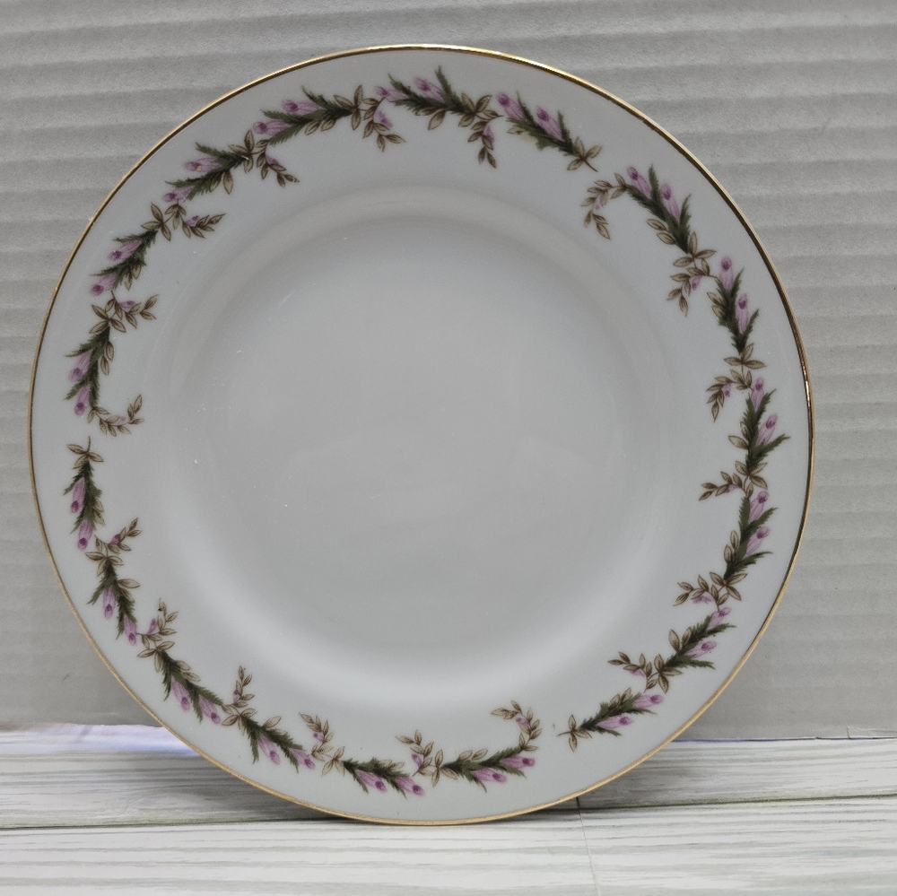 Saji China Rose Bud Garland Bread Plate with Gold Trim 6 1/4" Japan V2759